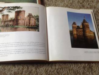 Geschiedenis en Politiek 10 prachtige boeken van Burchten & kastelen ,zeer leerzaam