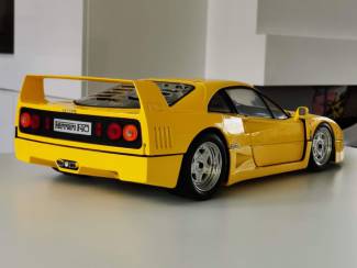Modelauto's | groot | 1:5 tot 1:12 Ferrari F40 K56 Pocher Rivarossi 515pcs 1:8 Geel