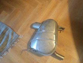 Te koop nieuwe demper voor bmw 120I bj 2011. Variant ua71