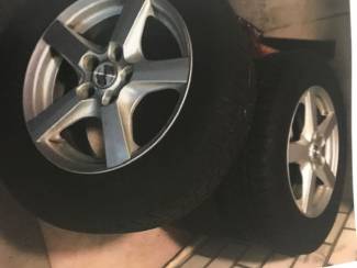 Continentale Winterbanden met velgen