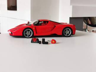 Modelauto's | groot | 1:5 tot 1:12 Enzo Ferrari DeAgostini De Agostini 2002 1/10 47cm lang