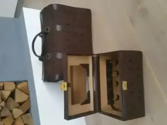 Accessoires 2 x Vintage Ferrari Leather Luggage Suitcase bag koffer