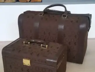 Accessoires 2 x Vintage Ferrari Leather Luggage Suitcase bag koffer