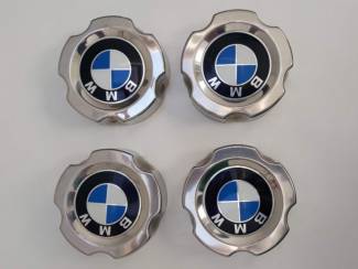 BMW onderdelen Set BMW emblemen 36131179141 E23 E24 E28 E32 E34 E36