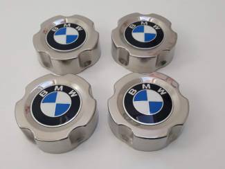 BMW onderdelen Set BMW emblemen 36131179141 E23 E24 E28 E32 E34 E36