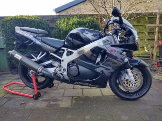 Honda CBR 900 rr Fireblade