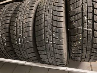195/65/15 Michelin M&S banden op velgen
