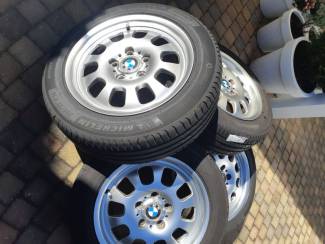 BMW 3 serie velgen met band 205/55R/16 Michelin Primacy4