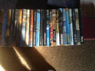 32;ARTIS;Boeken met prenten kennis v/h land Deel 3