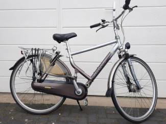 giant heren fiets, volledig geveerd, 8 speed