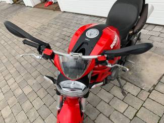 Motoren | Ducati Ducati Monster 796