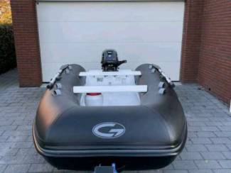 Grand Rib rubberboot buitenboordmotor en trailer