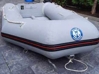 Rubberboot met moter Yamaha 5pk en 12 ltr tank