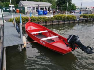 Roeiboten Roeiboot zonder motor (reddingsboot)