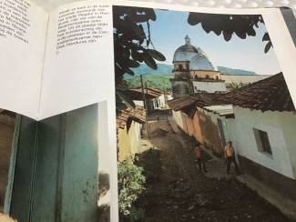 Boeken | Reisgidsen Centraal Amerika ,wat een enorm land en zo dicht bij andere