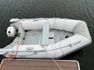 Overige Watersport en Boten rubberboot Tender 2,85mtr lang en 2takt motor