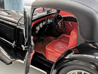 Modelauto's | groot | 1:5 tot 1:12 Alfa Romeo 8C 2300 Coupe Pocher K89 1/8 mysterieus zwar