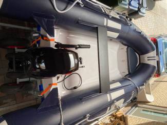 Rib 330 met trailer en toebehoren