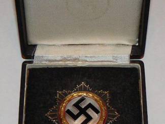 Deutsches Kreuz mit Etui aus Wk2