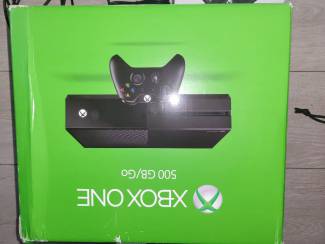 Xbox one 500 GB/GO met 2 controllers en 6 spellen