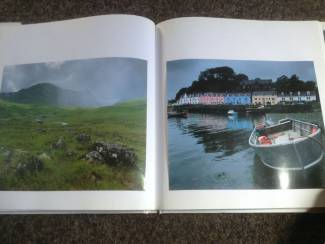 Vakantie Boek ;Schotland prachtige natuur en land TOP boek