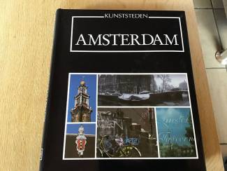 Boek uit Amsterdam, mooi exemplaar, mooie foto's en tekst