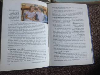 Studieboeken Encyclopedie van AtotZ,jongeren vragen,beknopte spaakkunst enz...
