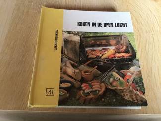 Kookboeken Boek ; koken in de open lucht (BBQ) LEKKERBEKKEN TOP