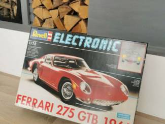 Modelauto's | groot | 1:5 tot 1:12 Revell 8018 Ferrari 275 GTB 1965 ELECTRONIC 1:12