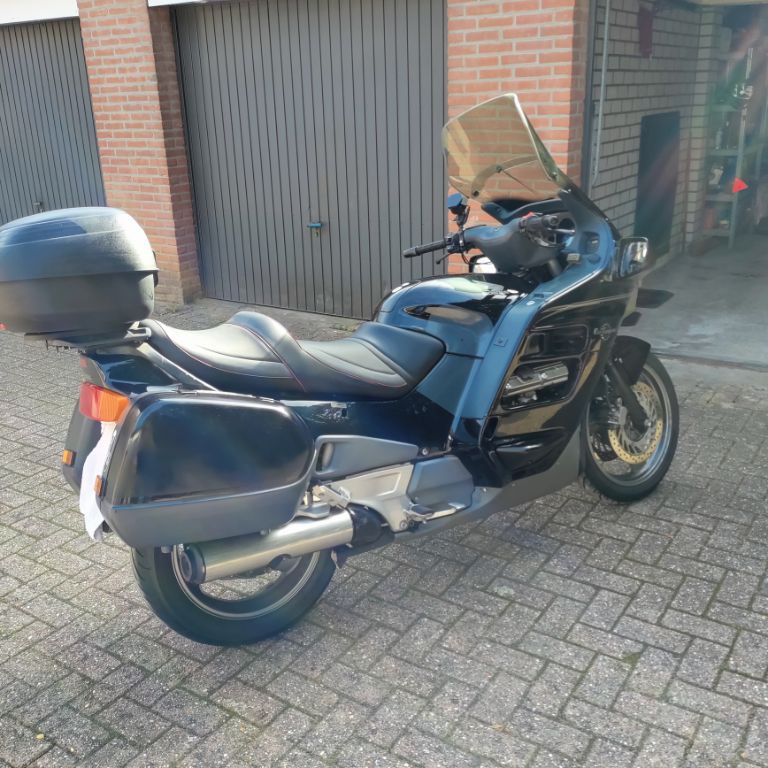 Honda Pan European ST1100 45tskm Motoren Honda