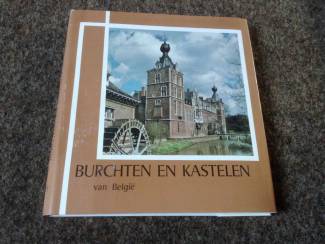 Geschiedenis en Politiek 10 boeken van burchten& kastelen; prachtige exemplaren uniek