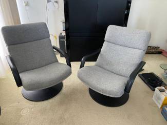Artifort fauteuils model F142