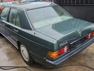 Mercedes-Benz mb 190 2.5 diesel 5-bak bj1985 met werk rijd goed Bulgaars kentek