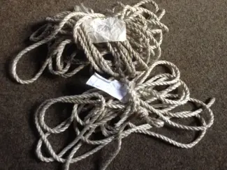Nylon sterke touwen,een van 18 m.& een van 12,5 m