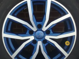 17 inch Dezent Blauw velgen en banden Dunlop Winter 5x112
