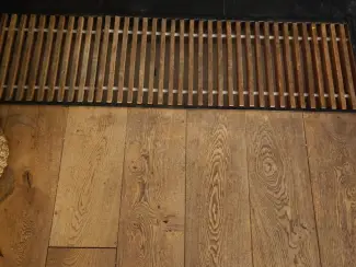 Stoffering | Vloerbedekking Echt houten vloer met Klik systeem te kopen