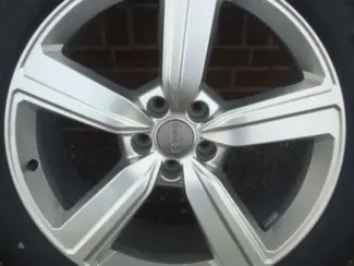 20 Inch Audi E-tron S-Line Velgenset Steek 5x112