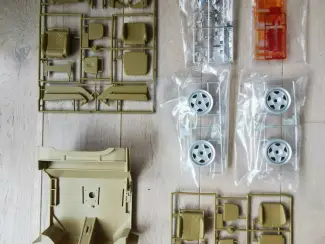 Modelauto's | groot | 1:5 tot 1:12 Ferrari Testarossa Pocher Rivarossi K51 1/8 ongebouwd rood