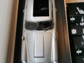 Modelauto's | groot | 1:5 tot 1:12 Aston Martin DB5 1:8 