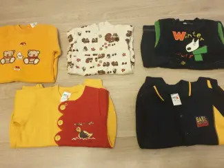 5 warm babykleding maat 50