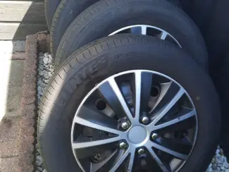 i.z.g.s. 4x velgen en banden voor hyundai i30 15 inch