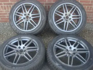 Autobanden 19 Inch Originele RS4 Antraciet search Audi TT Velgen Steek 5x112