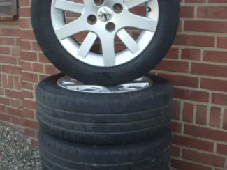 Autobanden 15 Inch Hockenheim Velgen Peugeot 207 CC 4x108