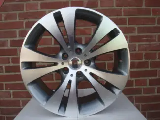 18 inch EOS Velgen Steek 5x112  Kleur: Zilver Diameter: 18 inch