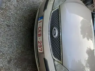 Auto's Ford Mondeo stationwagen