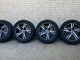Volvo R-design velgen (als nieuw)