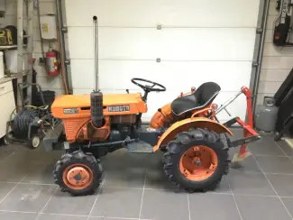 Bouwmachines Tractor Kubotab5001