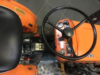 Bouwmachines Tractor Kubotab5001