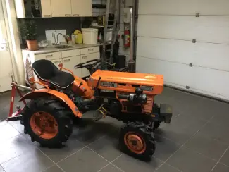 Bouwmachines Tractor Kubotab5001