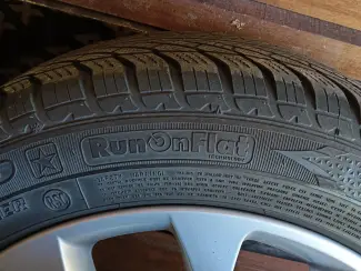 BMW onderdelen Velgen met winterbanden bmw x5